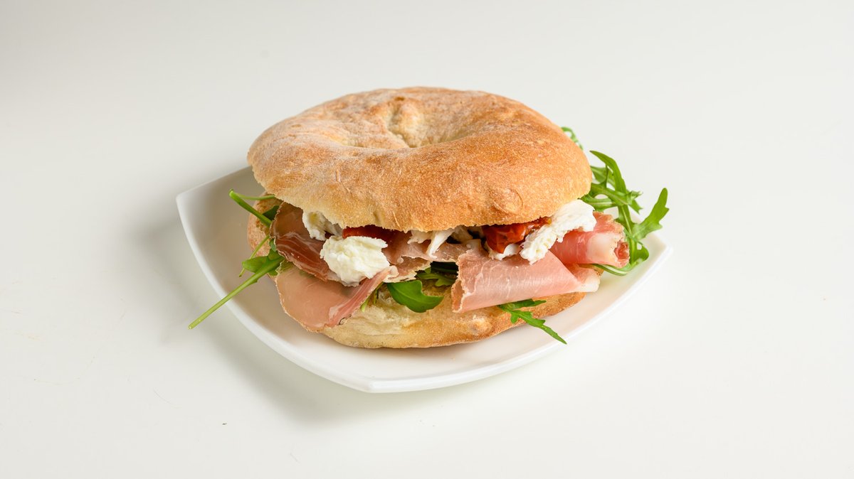 Greta – Prosciutto crudo san daniele 24 months, truffle cream, buffa...