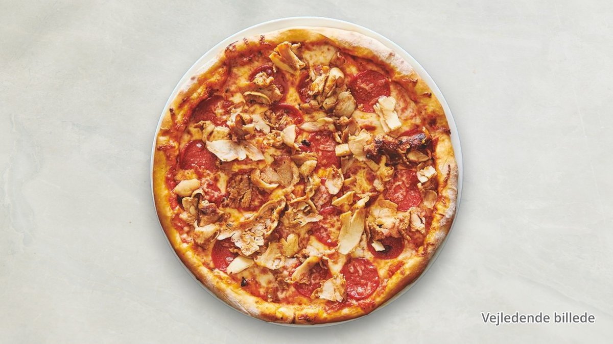 23. Anders (stærk) – Tomatsauce, ost, kylling, pepperoni, løg og chili.