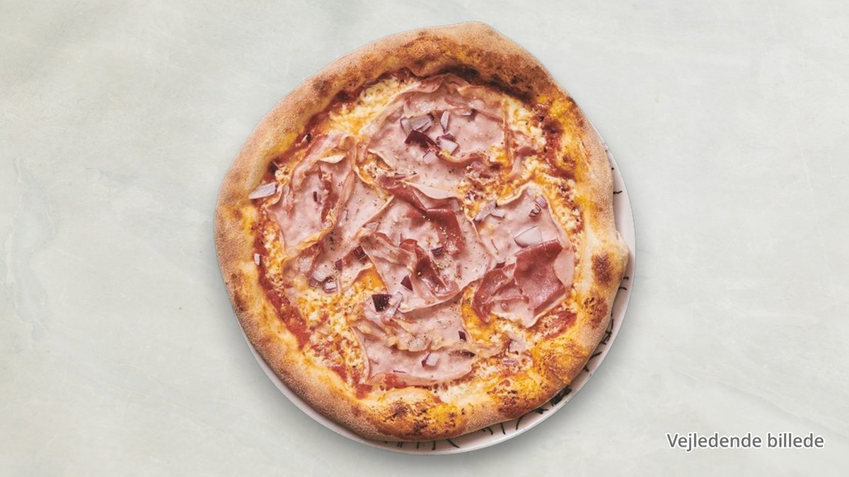 Sole – Tomat, mozzarella, skinke, pancetta og æg.