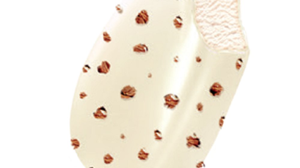 Parfait ice cream stick – vanilla with white chocolate coating with almonds