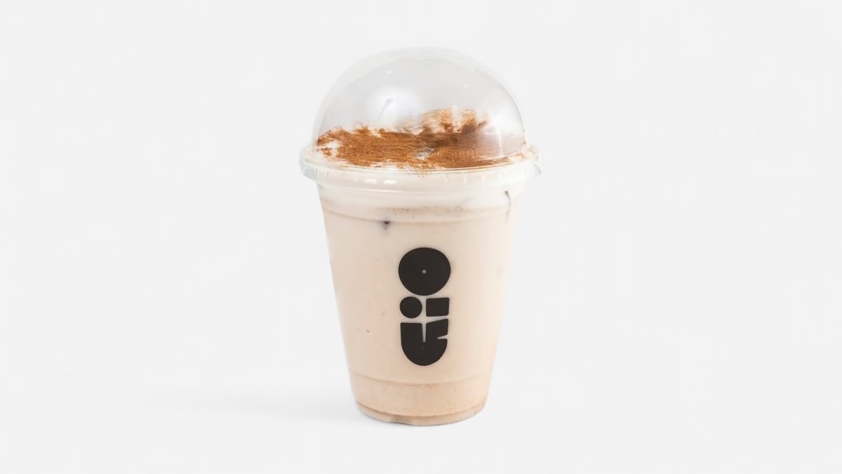 Cold Dirty Chai❄️ – A refreshing blend of spiced chai tea, cold brew coffee, and...