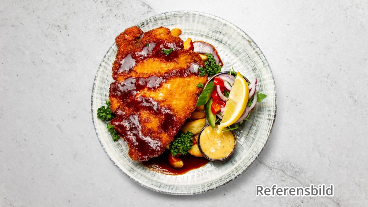 Hemlagad Schnitzel – Serveras med rödvinssås.