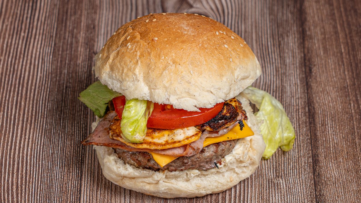 Special Burger – Με μπιφτέκι από 100% μοσχαρίσιο κιμά 200g, cheddar, μπέικον,...
