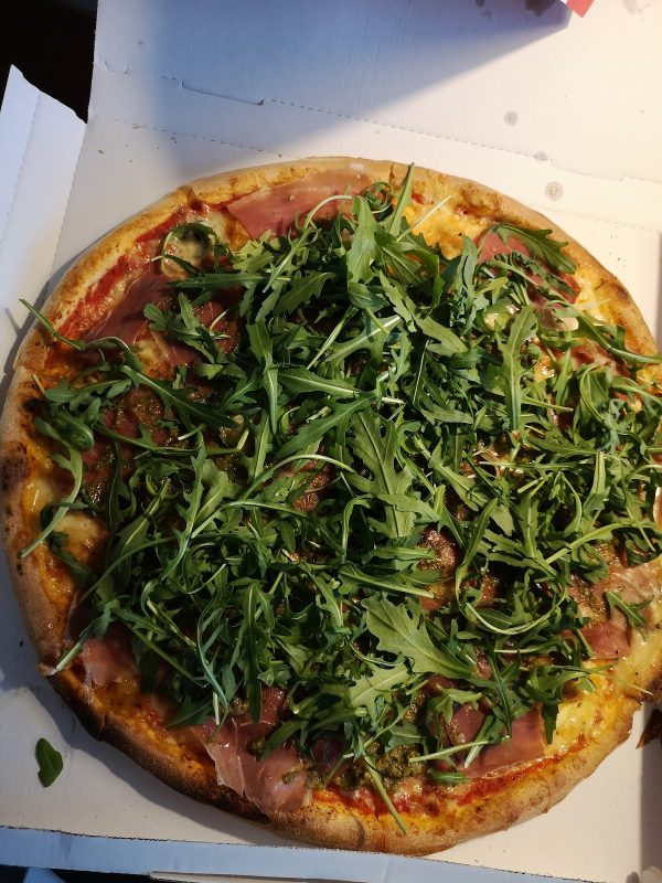 MO's Burger & Pizza