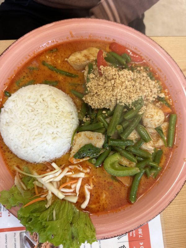Mum Aroy Thai Imbiss