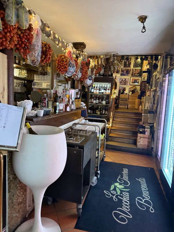 La Taverna