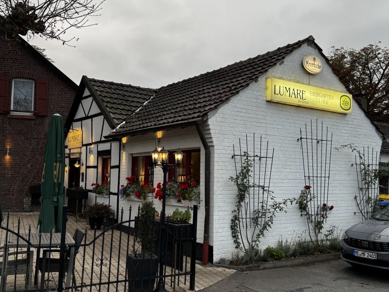 Lumare