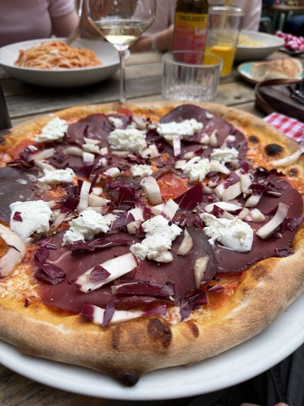 Amore, Vino & Amici