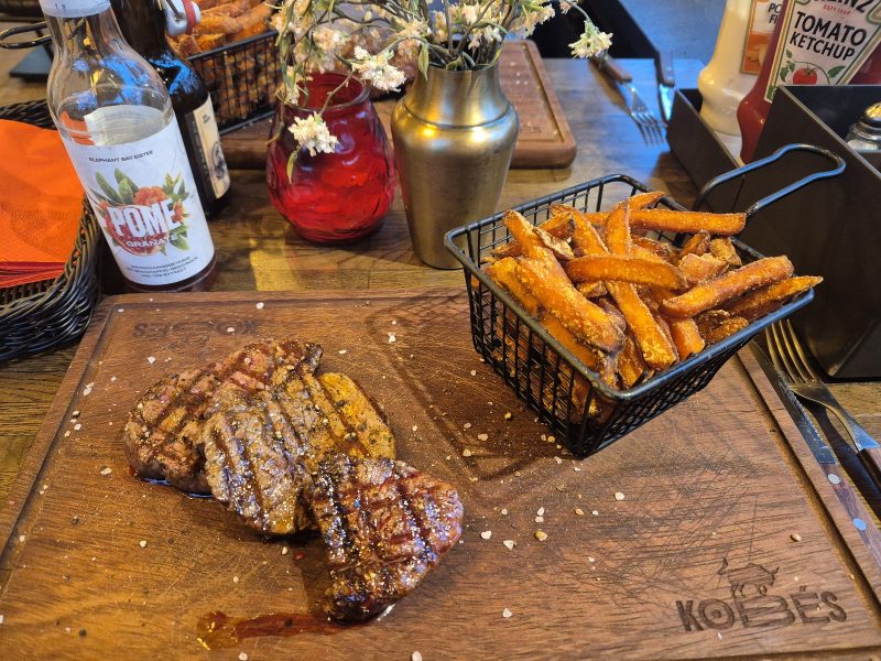 KOBÉS „Burger & Steak“ 100% Halal