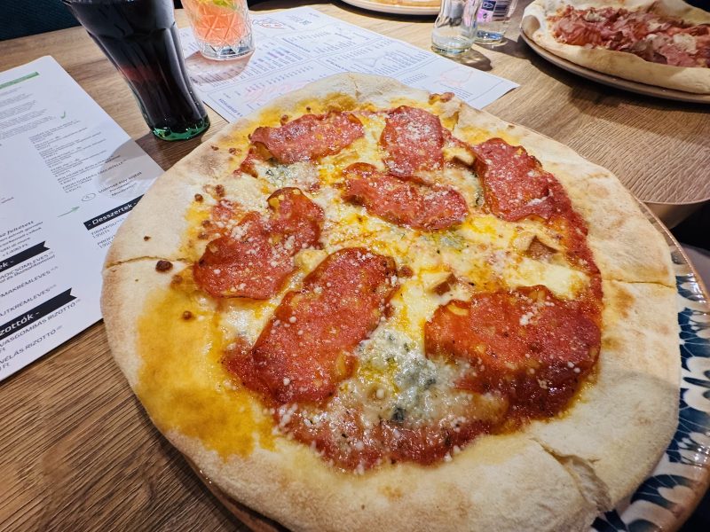 Rizo Terasz és Pizzéria