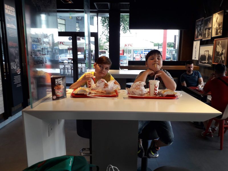 KFC Oltenitei DT Sun Plaza