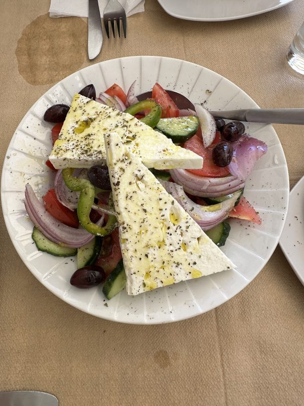 To Kati Allo Kalamata