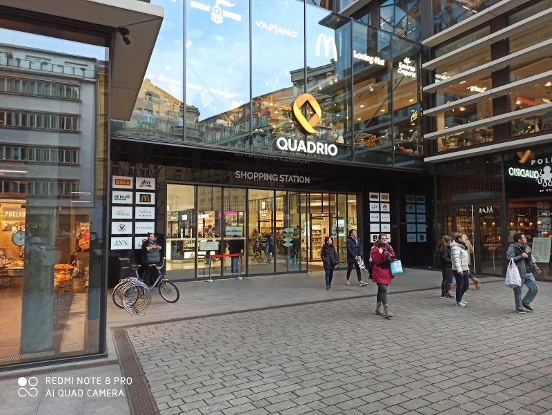 DELMART BRASSERIE Quadrio