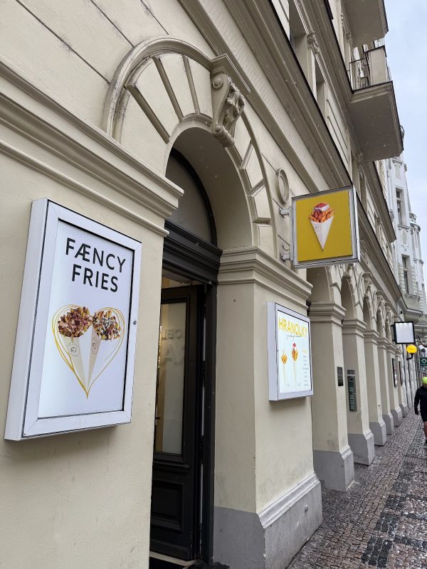 FÆNCY FRIES Kaprova