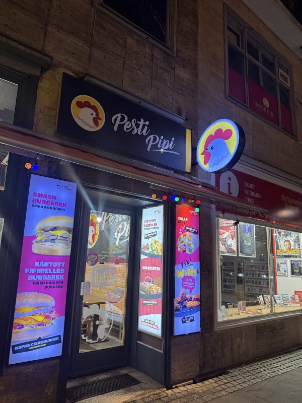Pesti Pipi #L01f414   Deák tér