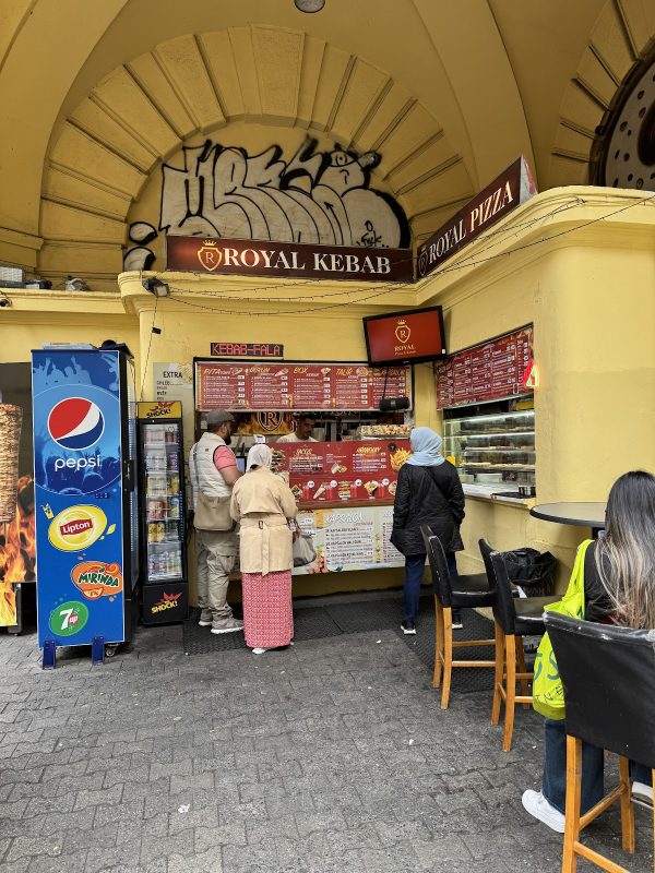 Royal Pizza