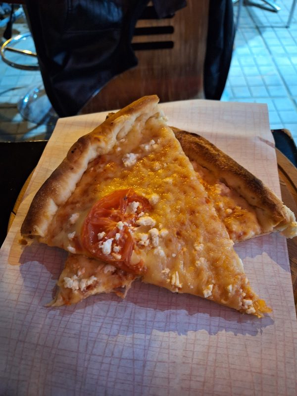 Pizza romea Mpotsari