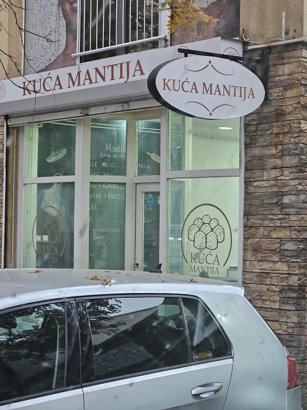 KUĆA MANTIJA