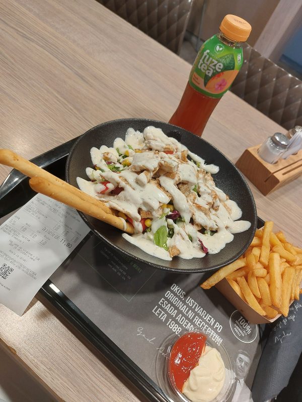 Ajda Burgers & More Šiška