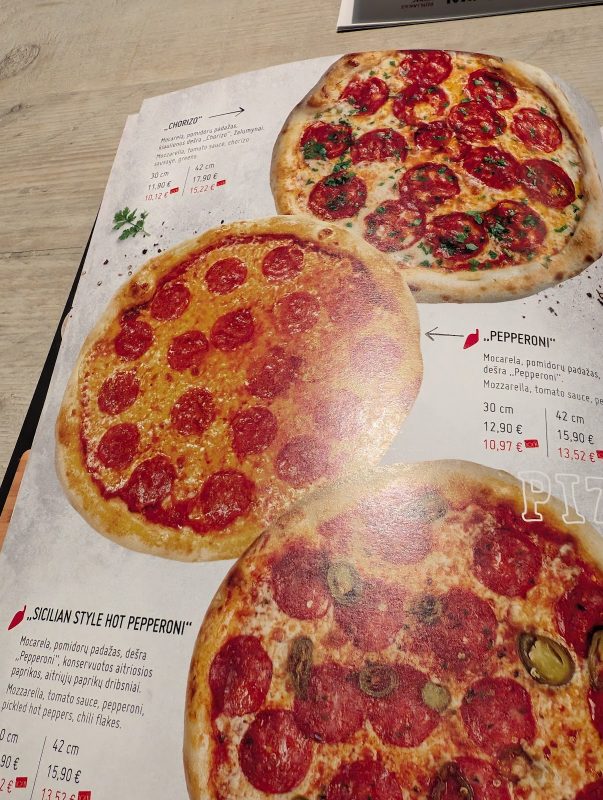 Charlie Pizza (Akropolis Klaipėda)